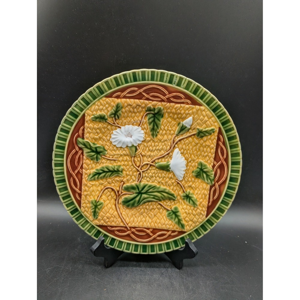 Bordallo Pinheiro Portugal Majolica Morning Glory Basketweave Relief Plate 10in